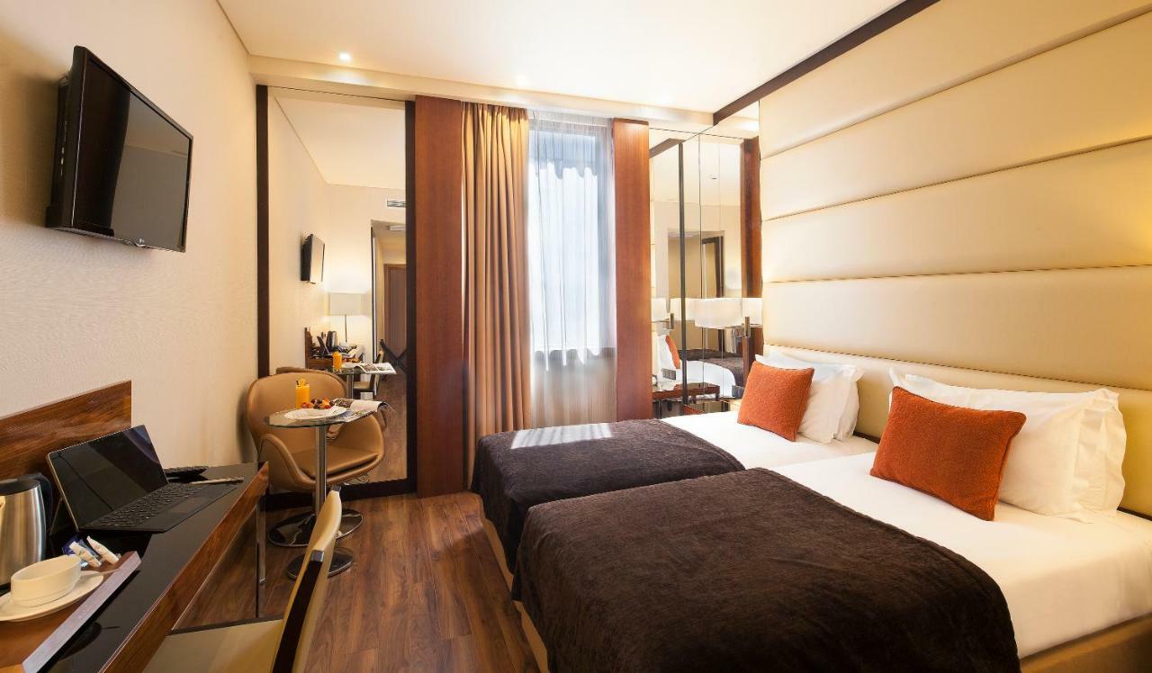 Turim Av. Liberdade 4* Lissabon